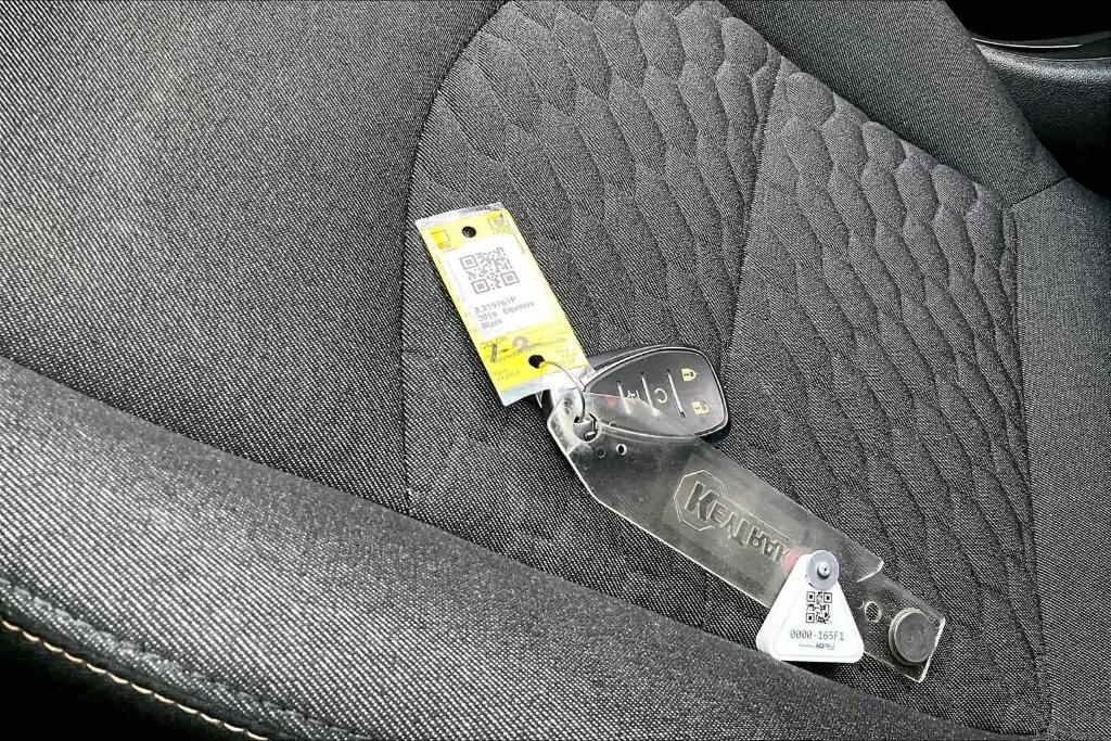 used 2018 Chevrolet Equinox car, priced at $15,450