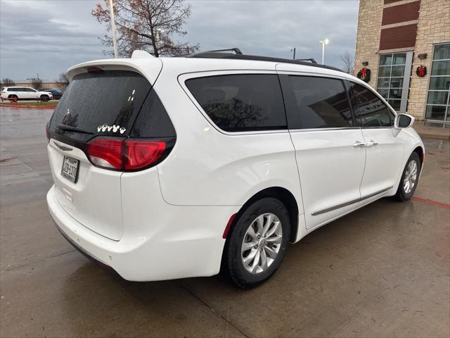 used 2017 Chrysler Pacifica car, priced at $10,991