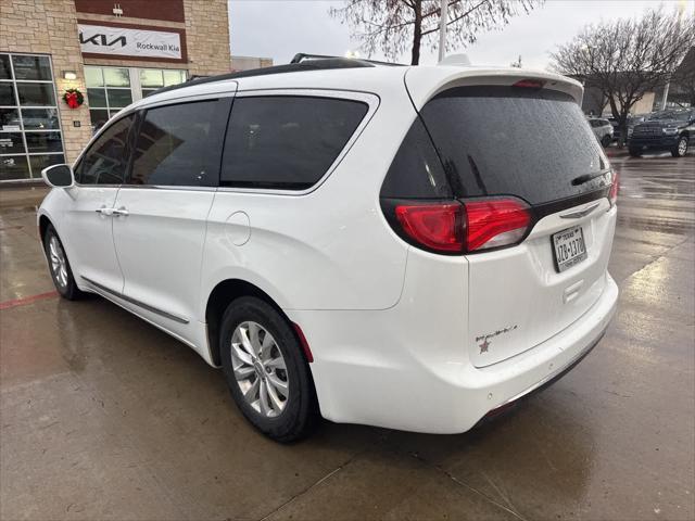 used 2017 Chrysler Pacifica car, priced at $10,991