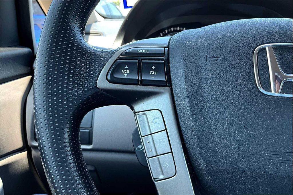 used 2016 Honda Odyssey car, priced at $12,991