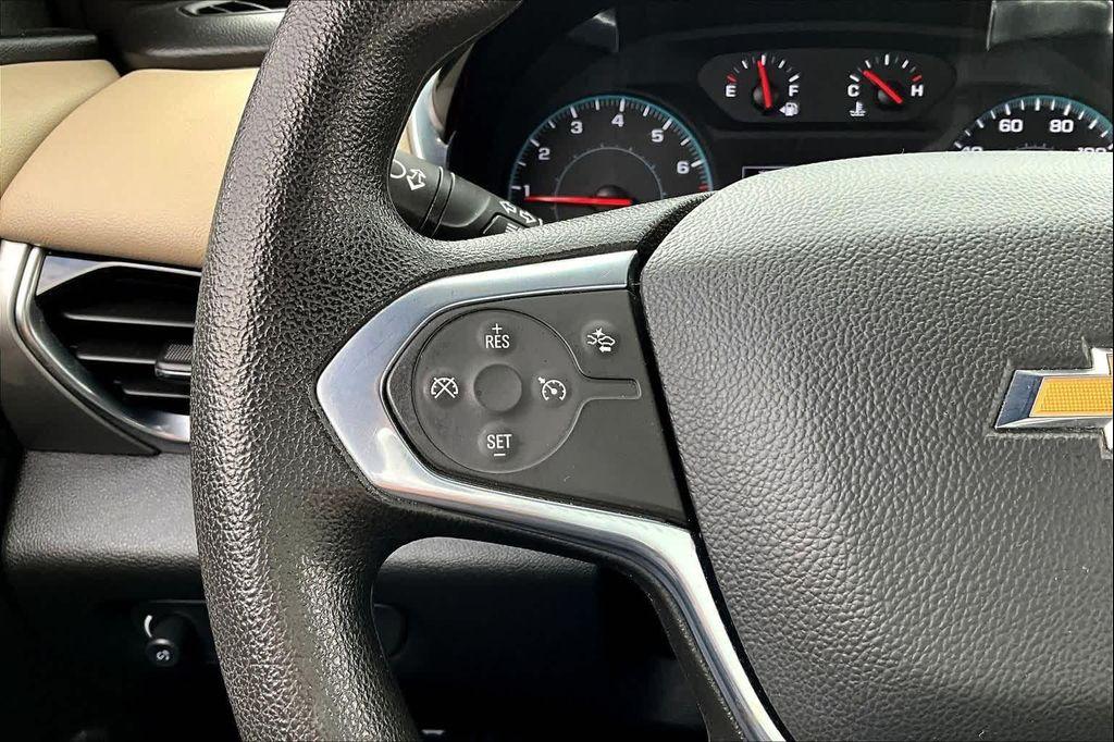 used 2022 Chevrolet Traverse car, priced at $21,991