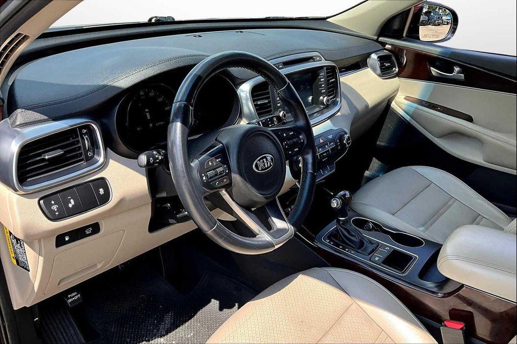 used 2018 Kia Sorento car, priced at $13,992