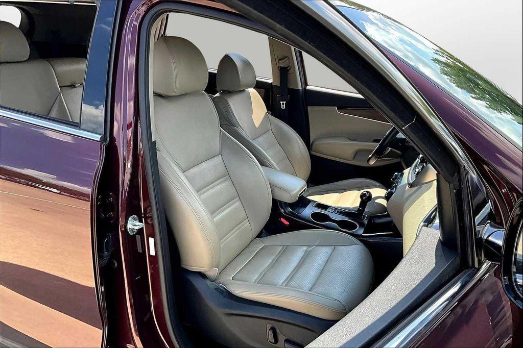 used 2018 Kia Sorento car, priced at $13,992