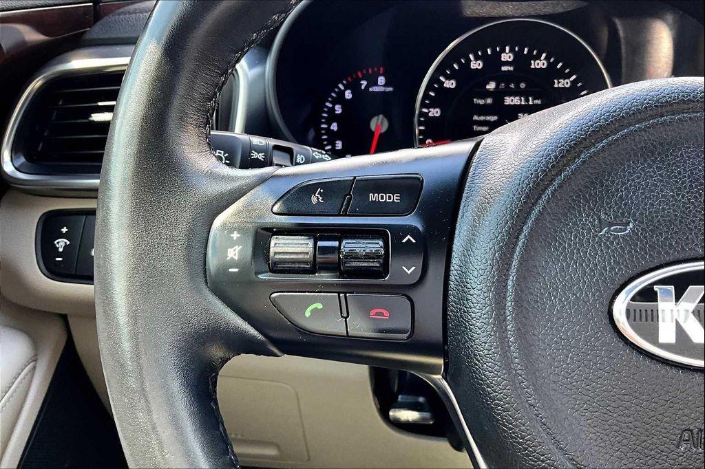 used 2018 Kia Sorento car, priced at $13,992
