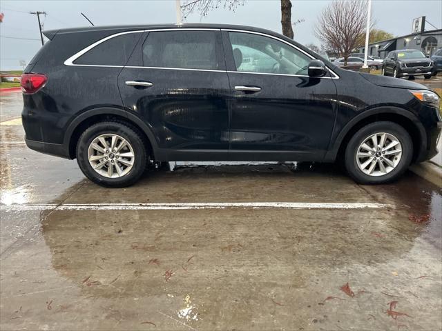 used 2019 Kia Sorento car, priced at $13,991