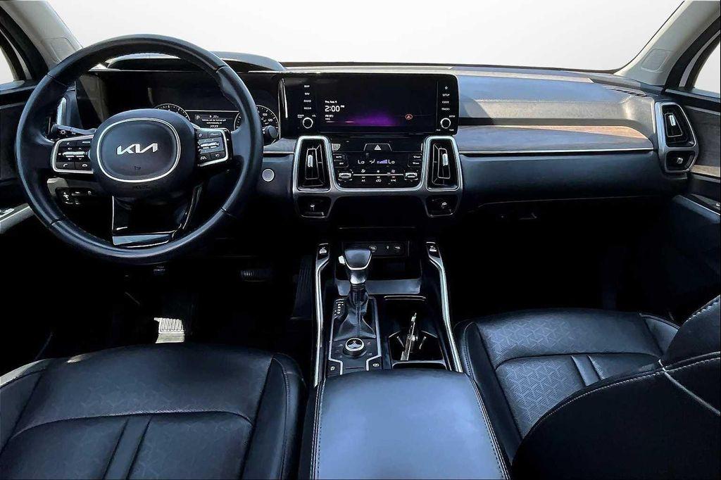 used 2023 Kia Sorento car, priced at $24,692
