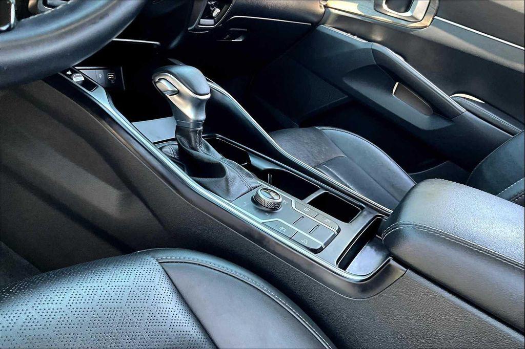 used 2023 Kia Sorento car, priced at $24,692