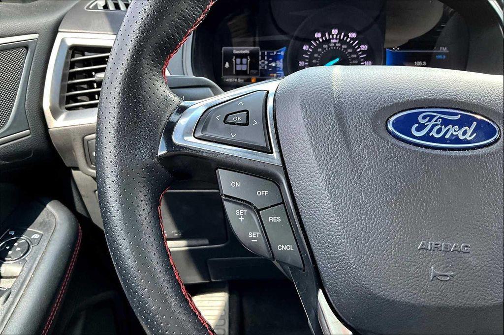 used 2024 Ford Edge car, priced at $28,250