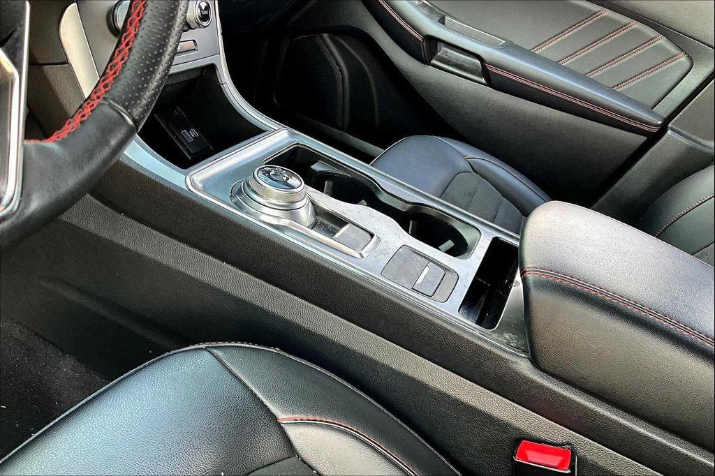 used 2024 Ford Edge car, priced at $28,250
