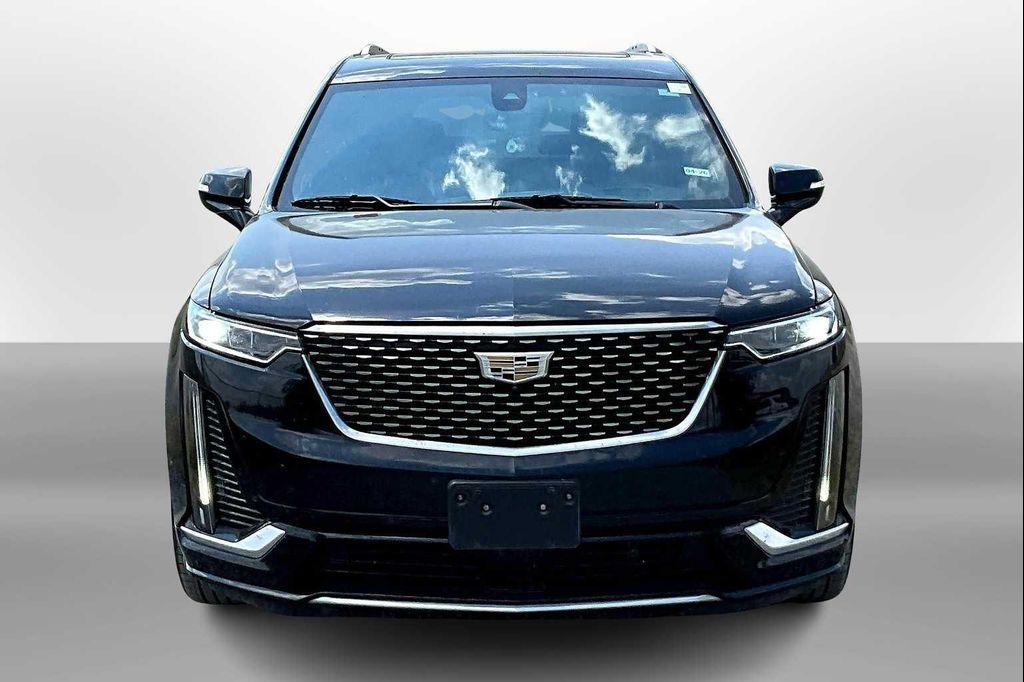 used 2021 Cadillac XT6 car, priced at $28,991