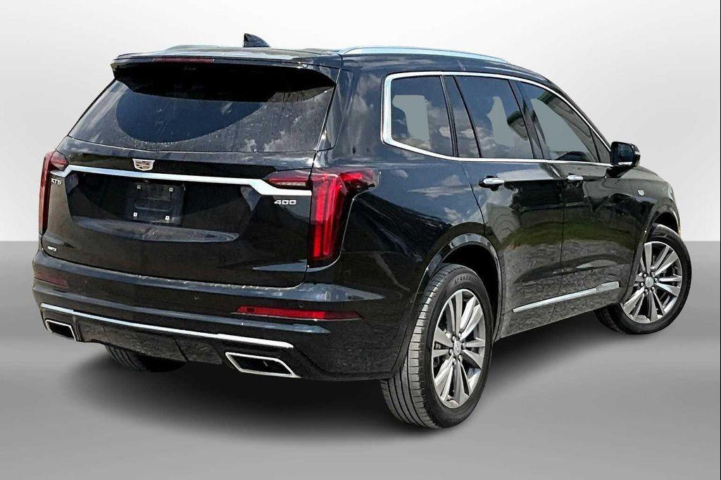 used 2021 Cadillac XT6 car, priced at $28,991