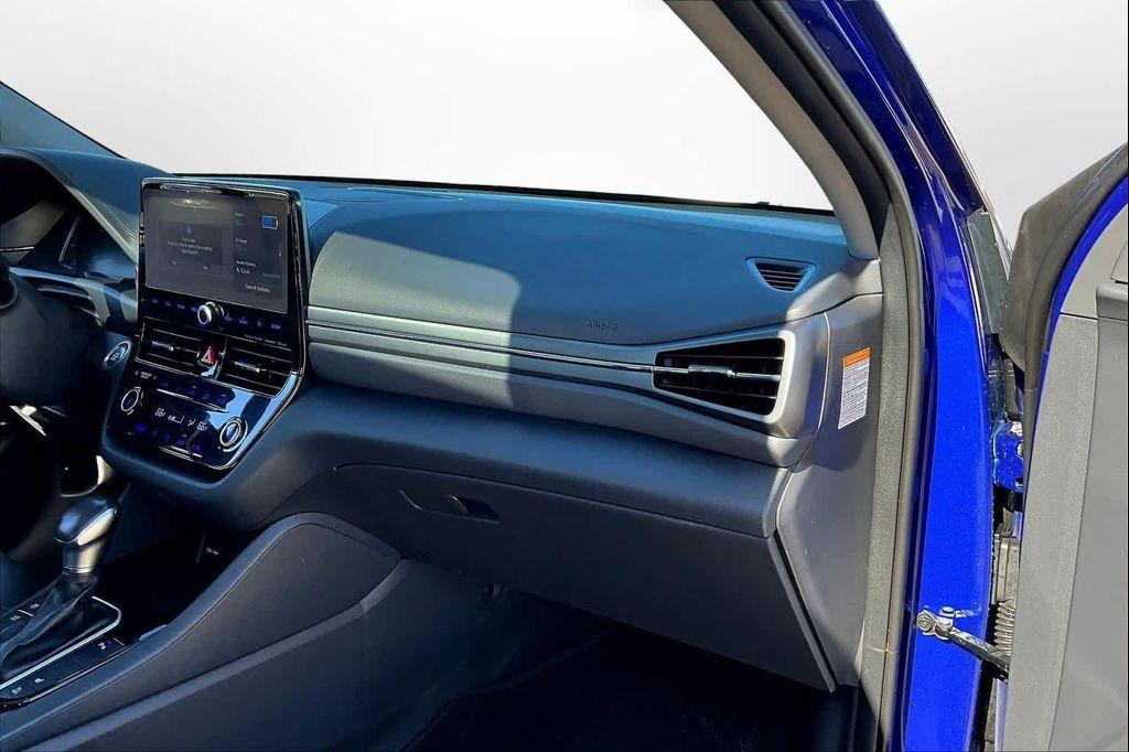used 2020 Hyundai Ioniq Plug-In Hybrid car, priced at $15,596