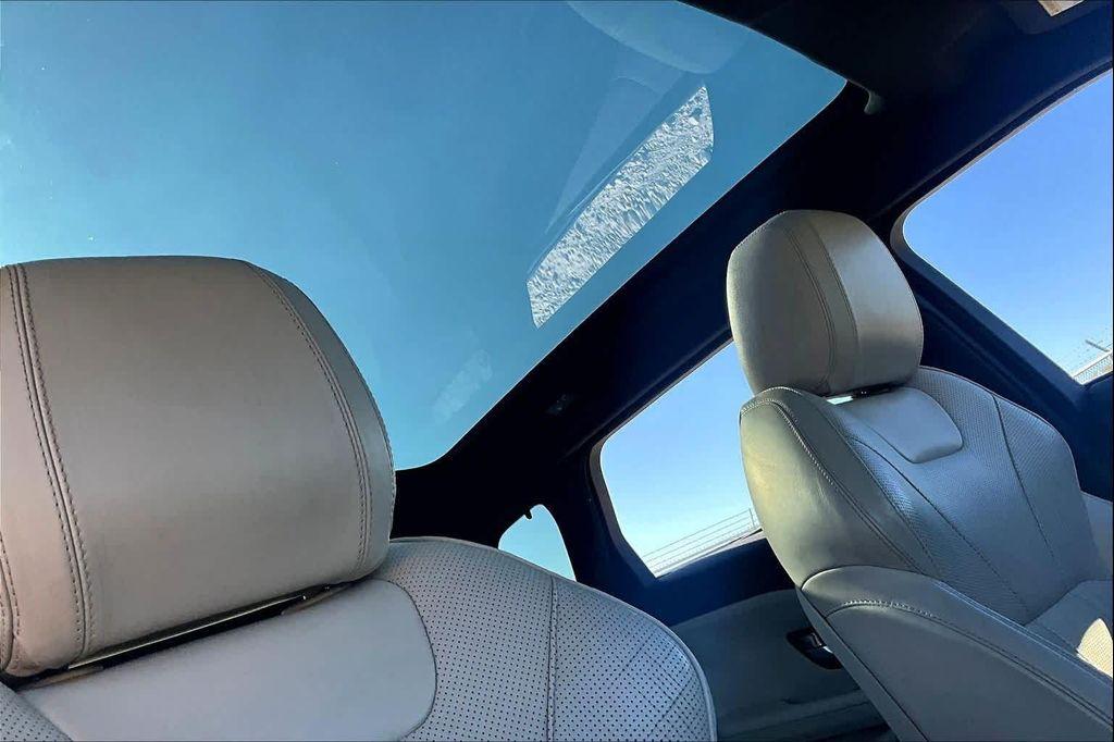 used 2019 Land Rover Range Rover Evoque car, priced at $18,592