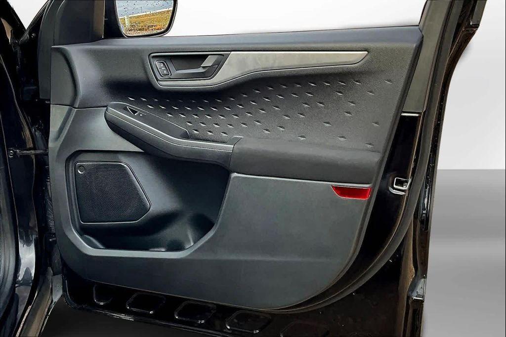 used 2020 Ford Escape car, priced at $16,492