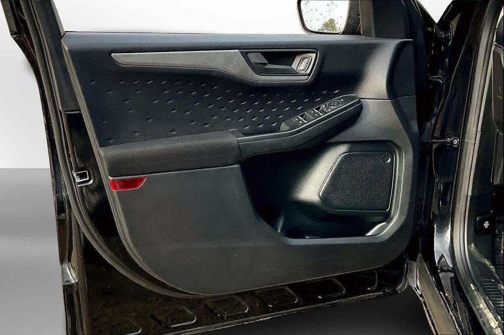 used 2020 Ford Escape car, priced at $16,492