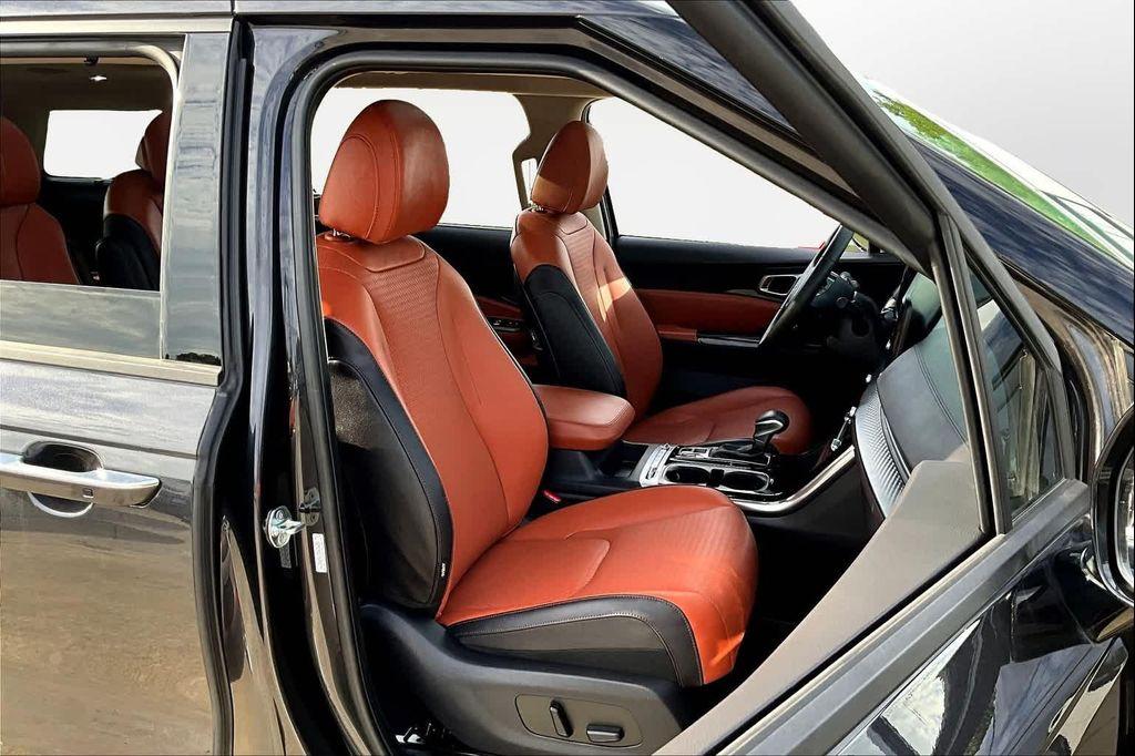 used 2024 Kia Carnival car, priced at $42,597