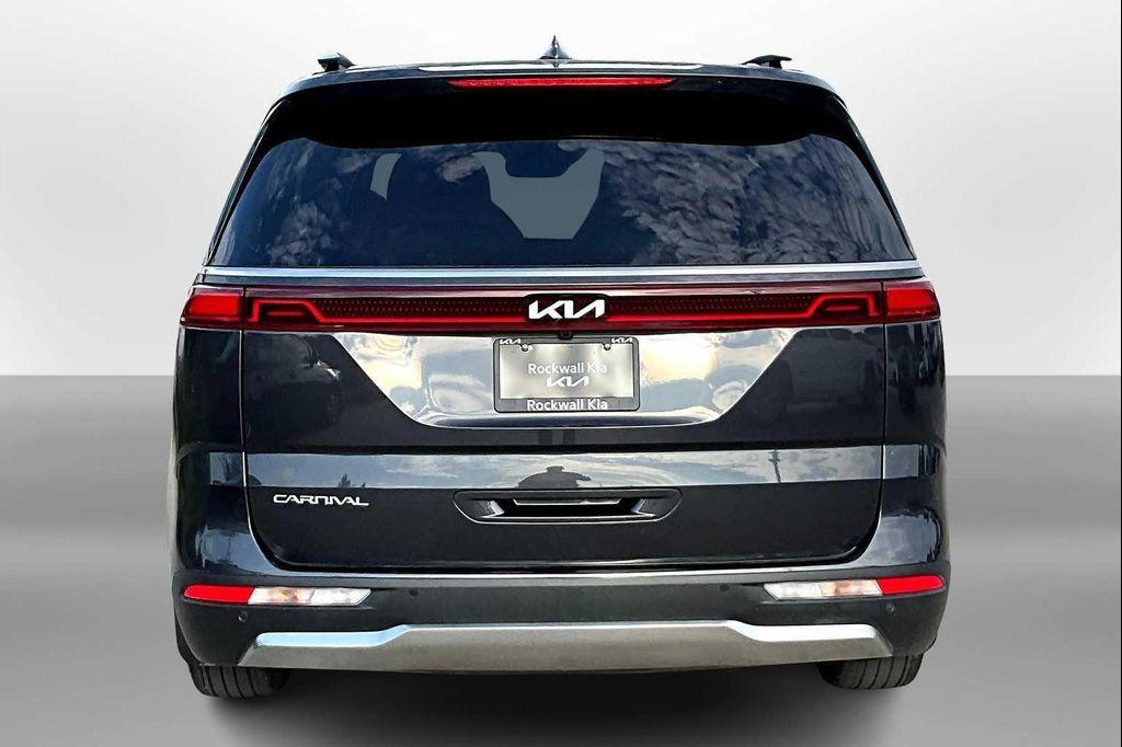 used 2024 Kia Carnival car, priced at $42,597
