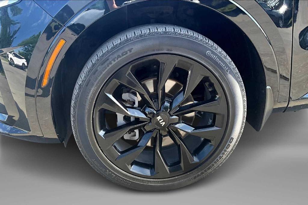 used 2021 Kia Sorento car, priced at $27,992