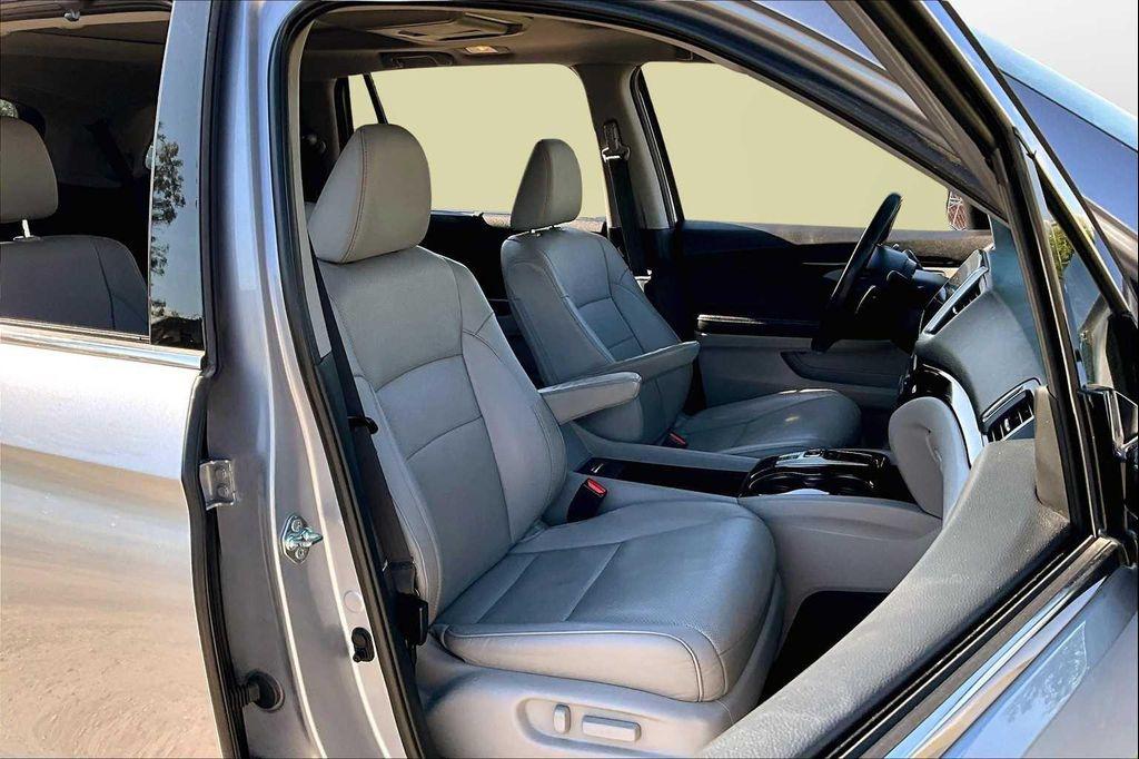 used 2017 Honda Pilot car, priced at $14,975