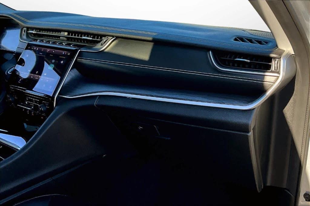 used 2021 Jeep Grand Cherokee L car, priced at $26,692