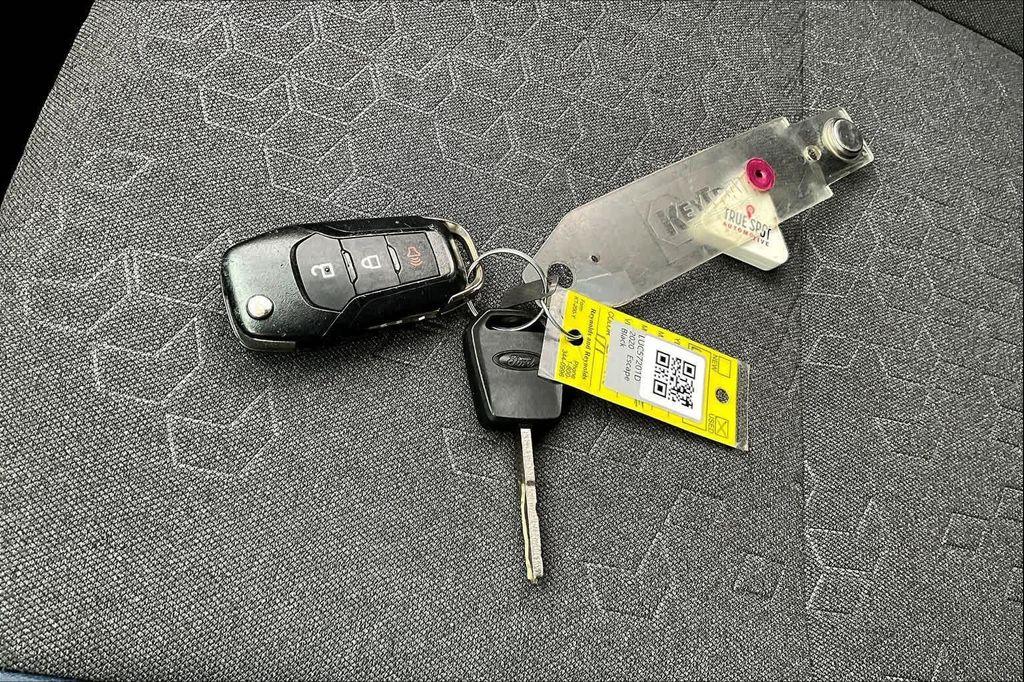 used 2024 Kia Seltos car, priced at $23,692