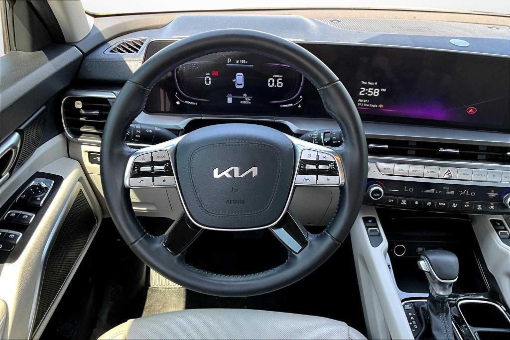 used 2023 Kia Telluride car, priced at $33,992