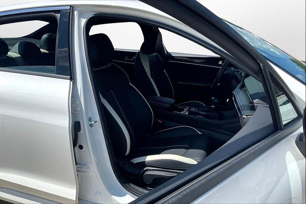used 2025 Kia K5 car, priced at $29,254