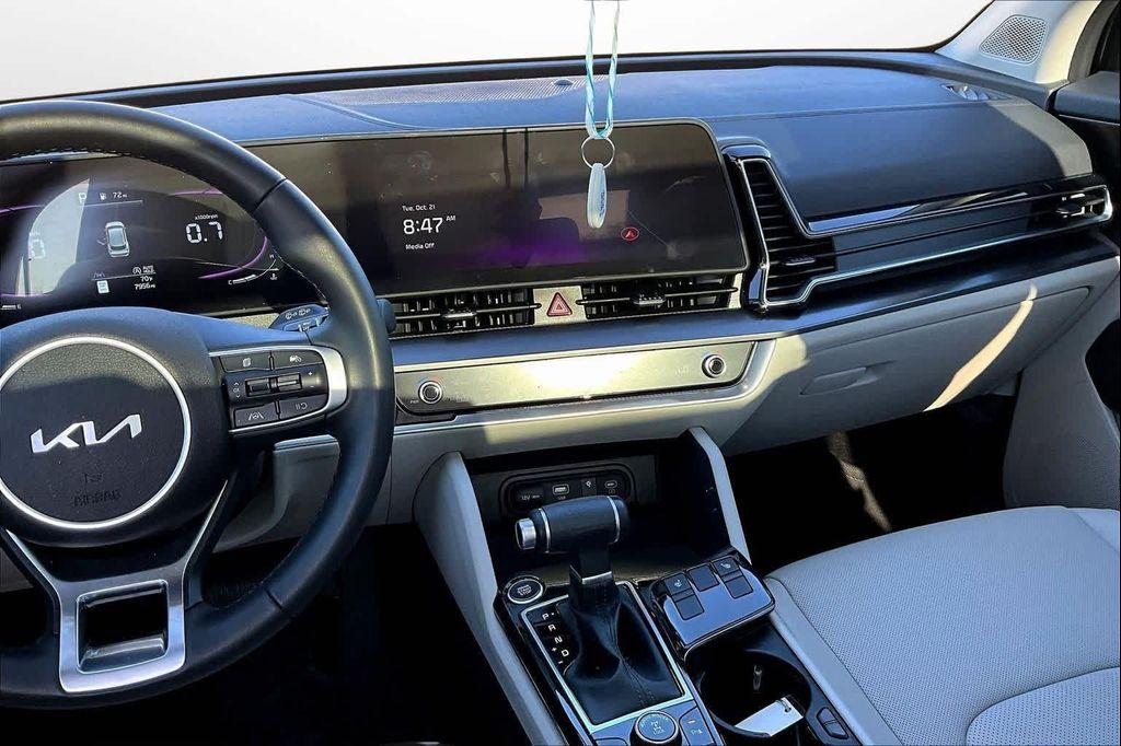 used 2025 Kia Sportage car, priced at $29,692