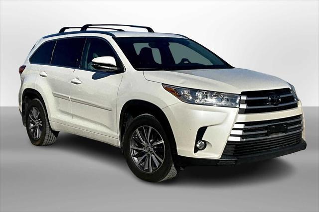 used 2017 Toyota Highlander car, priced at $22,294