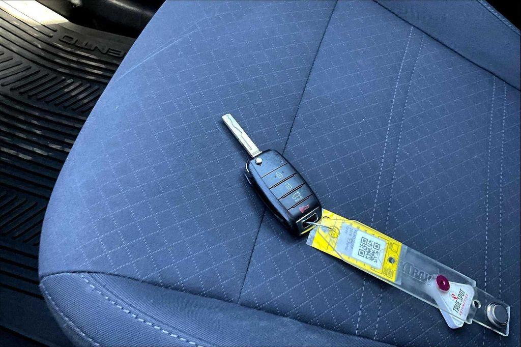 used 2019 Kia Sorento car, priced at $15,693