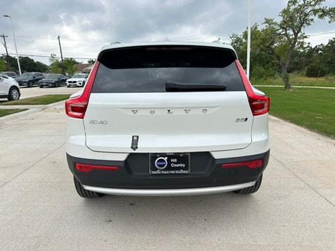 new 2024 Volvo XC40 car, priced at $48,975