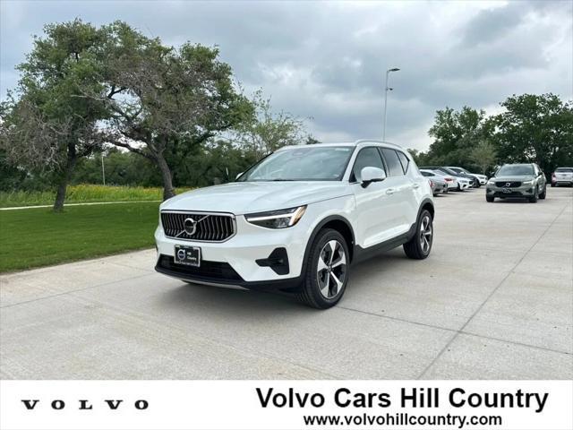 new 2024 Volvo XC40 car, priced at $48,975