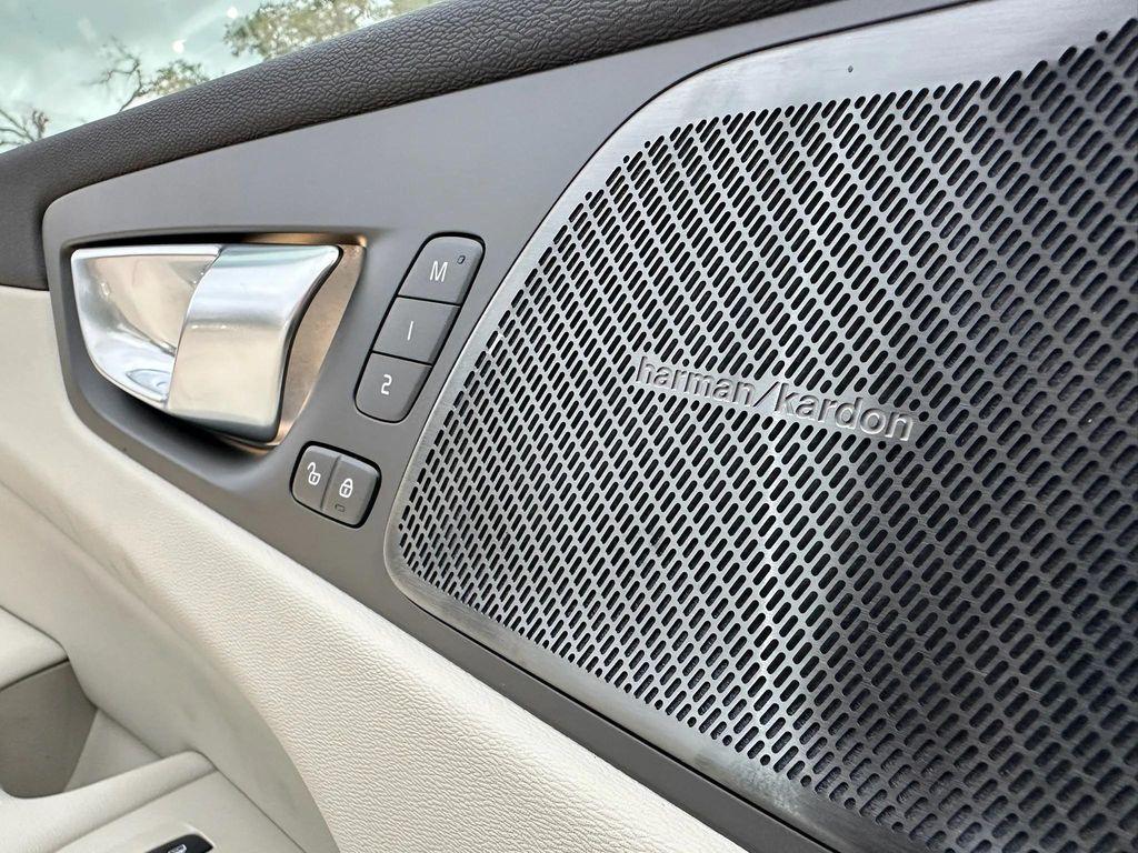 new 2026 Volvo XC60 car, priced at $65,980