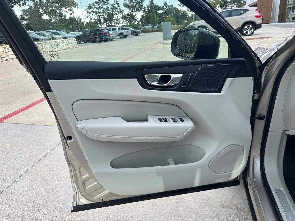new 2026 Volvo XC60 car, priced at $65,980