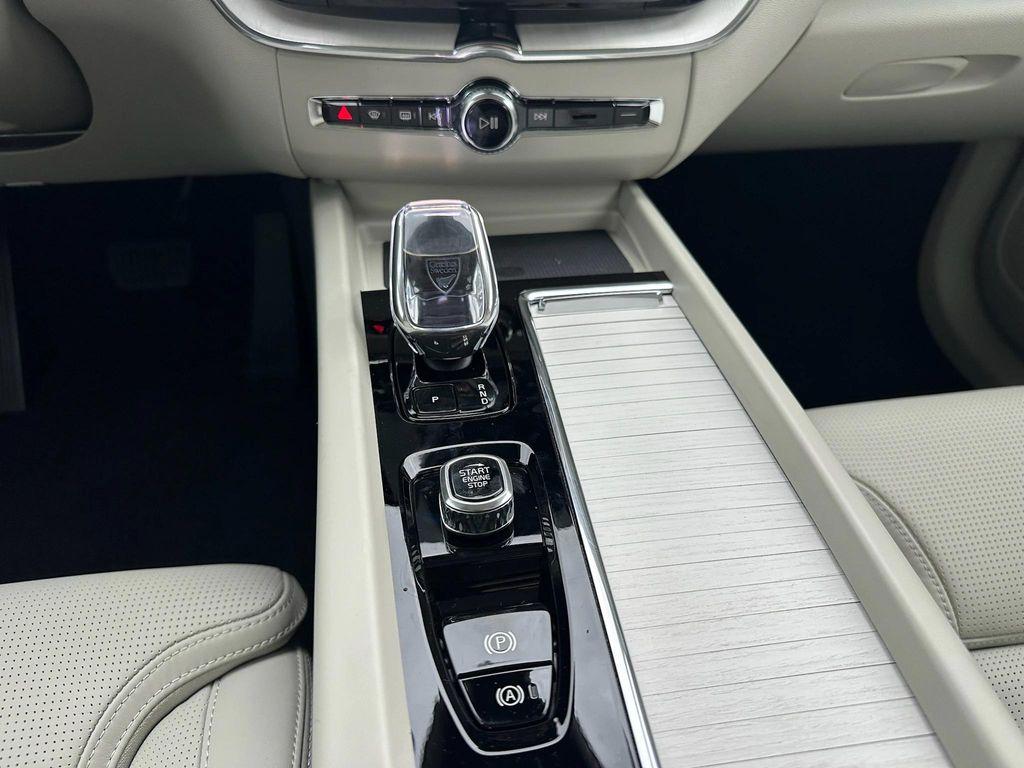 new 2026 Volvo XC60 car, priced at $65,980
