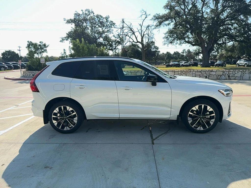 new 2026 Volvo XC60 car, priced at $60,030