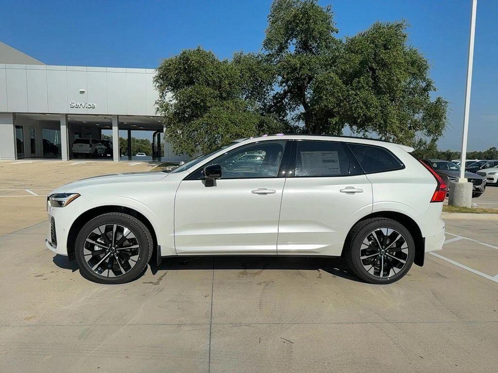 new 2026 Volvo XC60 car, priced at $60,030
