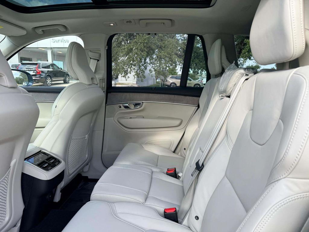 new 2026 Volvo XC90 car, priced at $75,155