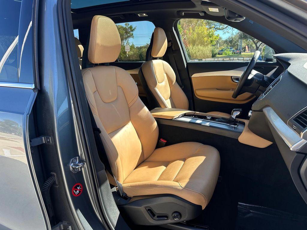 used 2018 Volvo XC90 car, priced at $17,700