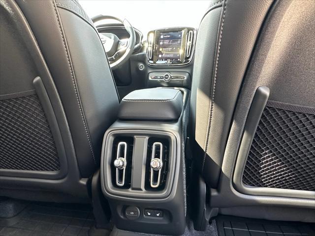 new 2025 Volvo XC40 car, priced at $51,015