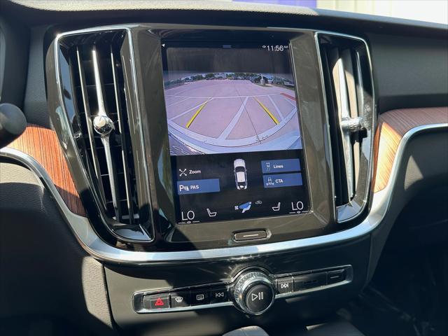 used 2022 Volvo S60 Recharge Plug-In Hybrid car, priced at $38,700