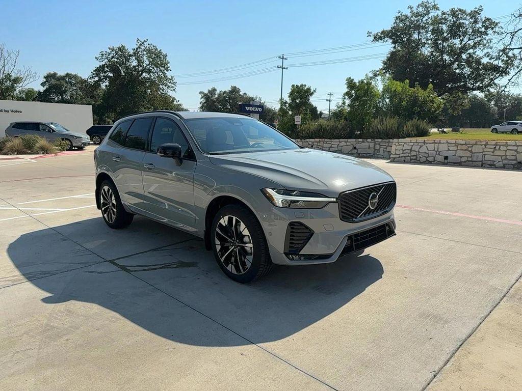 new 2026 Volvo XC60 car, priced at $58,660