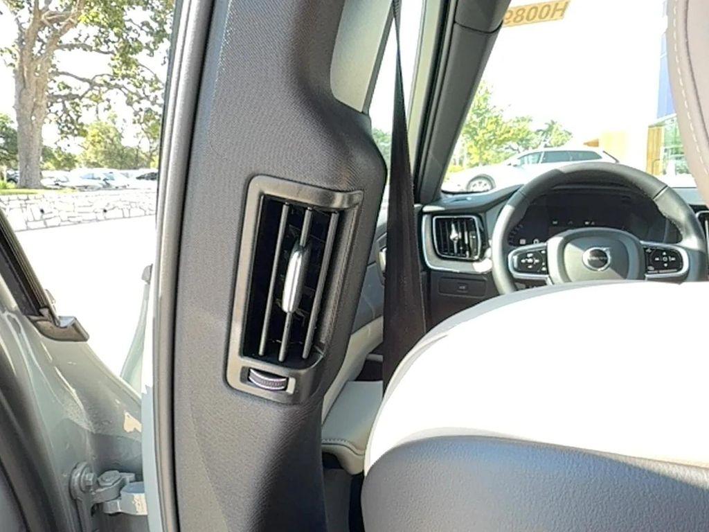 new 2026 Volvo XC60 car, priced at $58,660