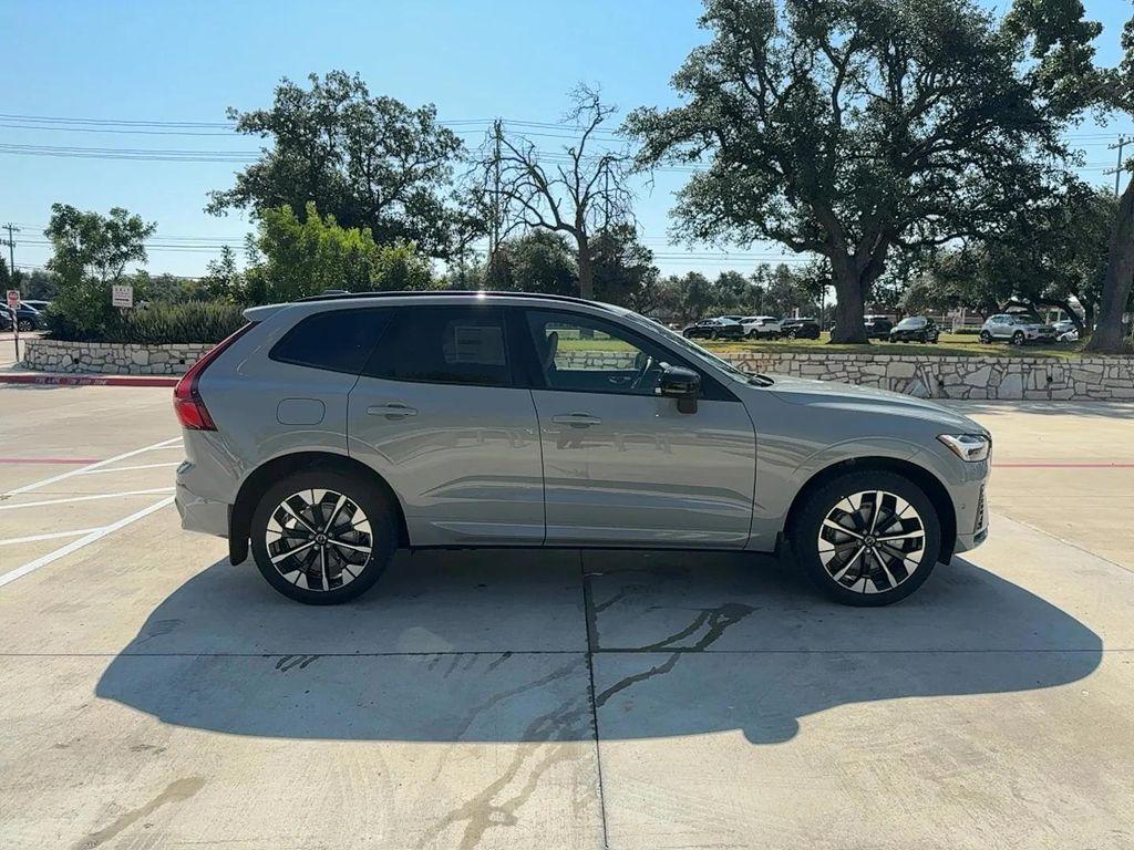 new 2026 Volvo XC60 car, priced at $58,660