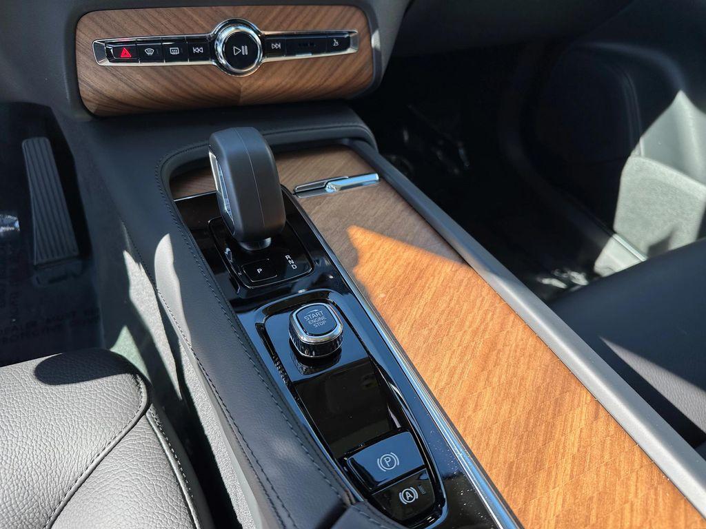 used 2024 Volvo XC90 car, priced at $55,025