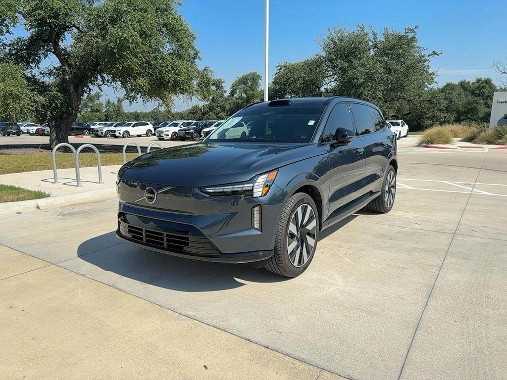 used 2025 Volvo EX90 car, priced at $77,999