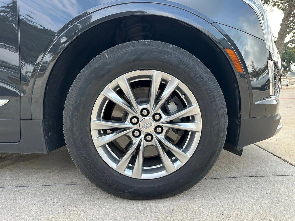 used 2020 Cadillac XT5 car, priced at $24,999