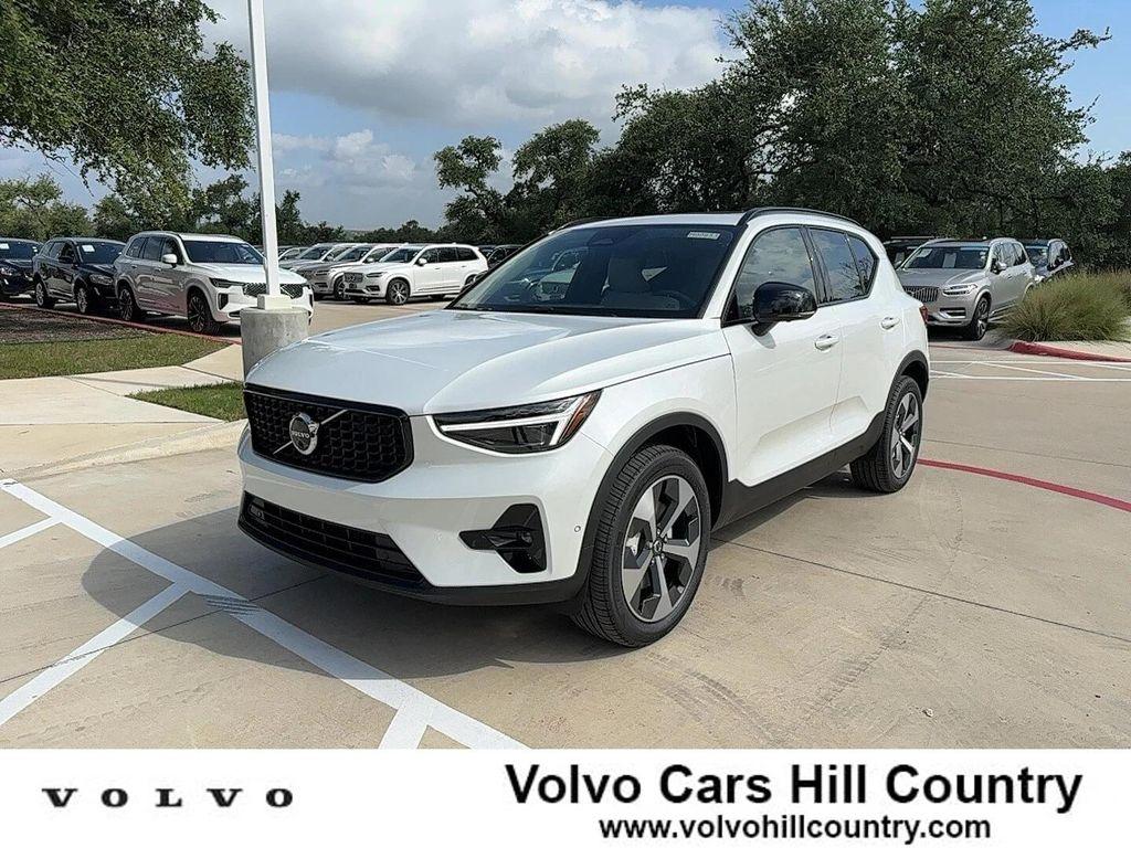 new 2026 Volvo XC40 car, priced at $50,150