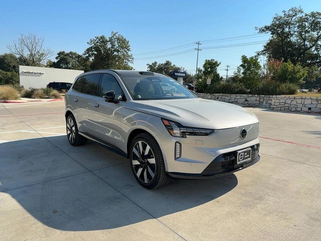 new 2025 Volvo EX90 car, priced at $91,490