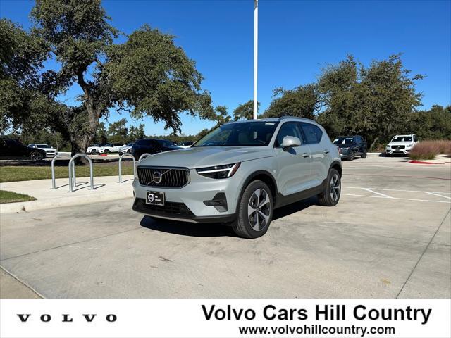 new 2025 Volvo XC40 car, priced at $47,765